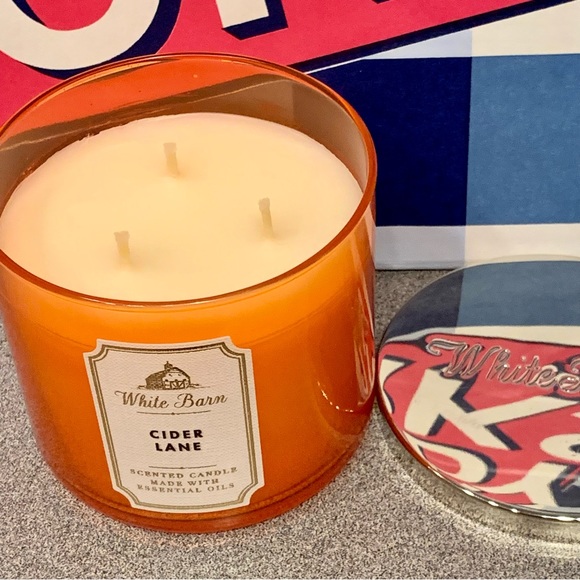 ✨RARE Cider Lane Candle Bath & Body Works✨ - Picture 2 of 3